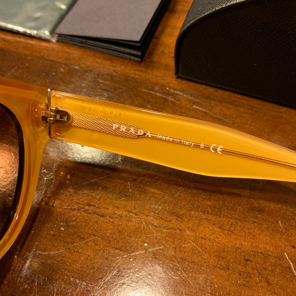 Prada Swing SPR170 Sunglasses - Picture 4 of 6